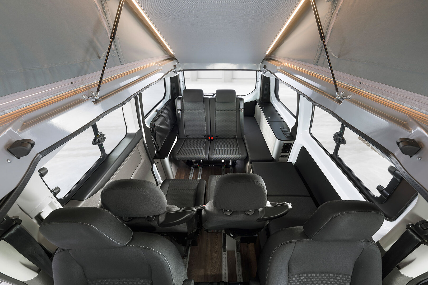 Dethleffs Globevan Camp Two